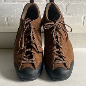 Hanagal Hiking Shoes